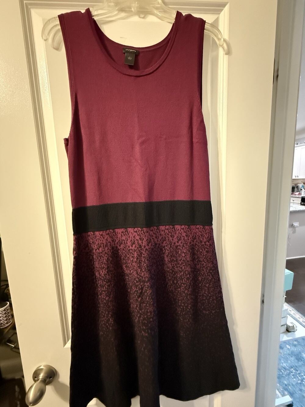 Ann Taylor Dress L Burgundy Black Ombre Knit Sleeveless Fit Flare A Line